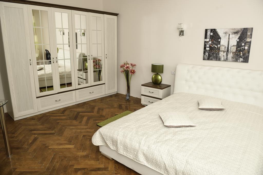 Modern Old Town Ap. Baritiu Apartment Cluj-Napoca Room photo